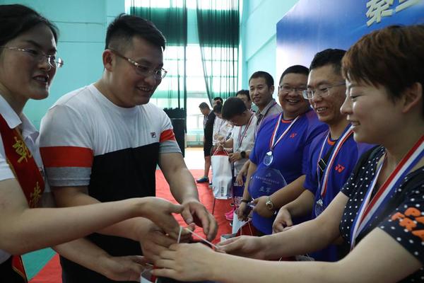 乾港集團 乾港集團