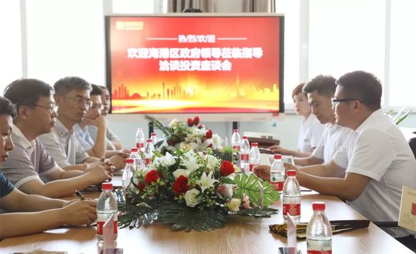 海港區(qū)政府領(lǐng)導蒞臨乾港 海港區(qū)政府領(lǐng)導蒞臨乾港